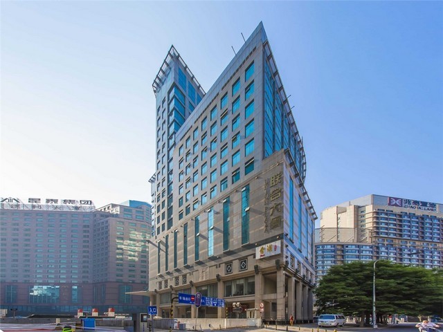 工程弯钢玻璃价格多少